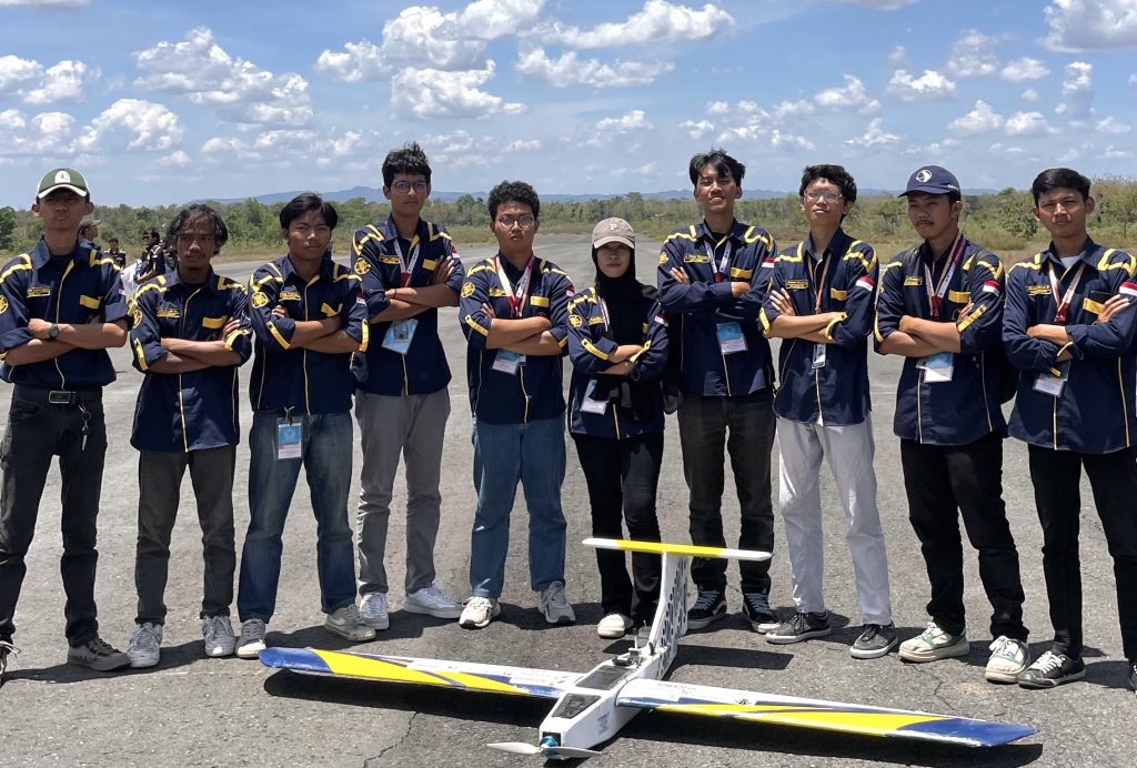 Kembali Raih Prestasi, Kini GAMAFORCE Juarai Kontes Robot Terbang ...